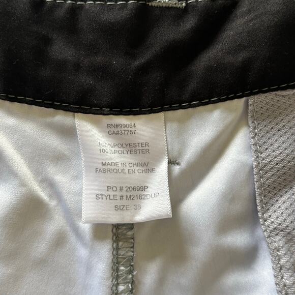 Billabong Men's Size 38 Gray Vertical Stripe Casual Walking Beach Summer Shorts - Picture 4 of 9